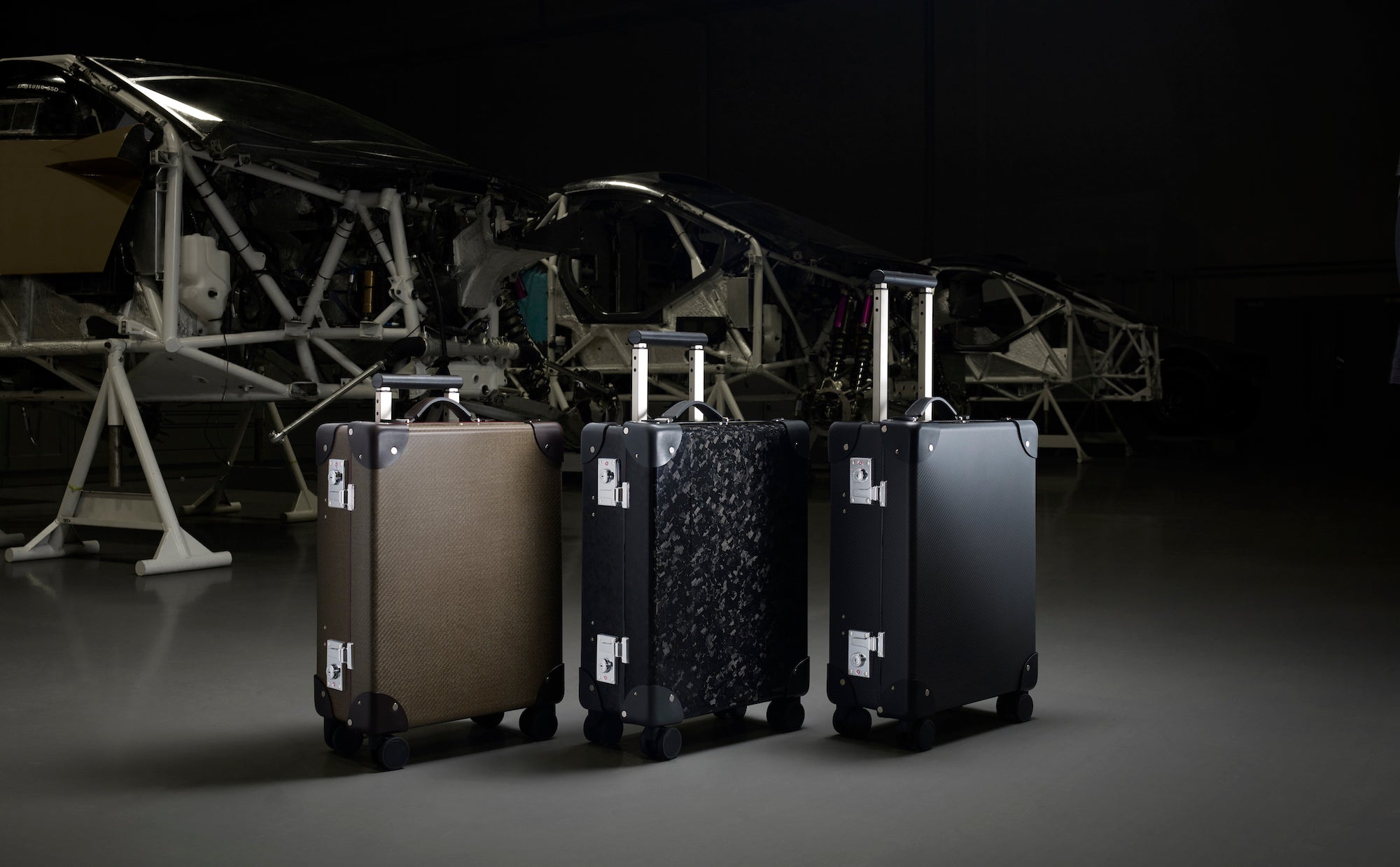 The Case of Carbon Fibre | Globe-Trotter Journal