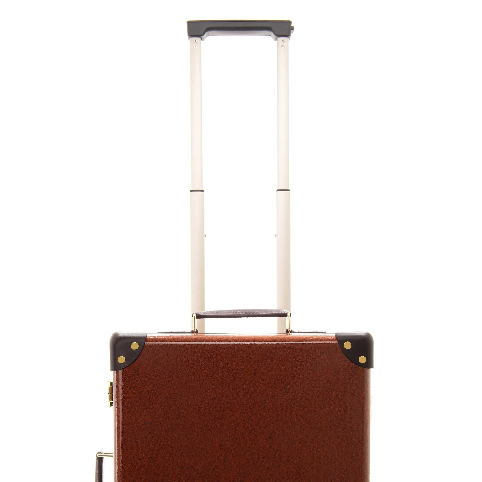 Orient · Small Carry-On - 2 Wheels | Urushi/Burgundy/Gold - GLOBE-TROTTER