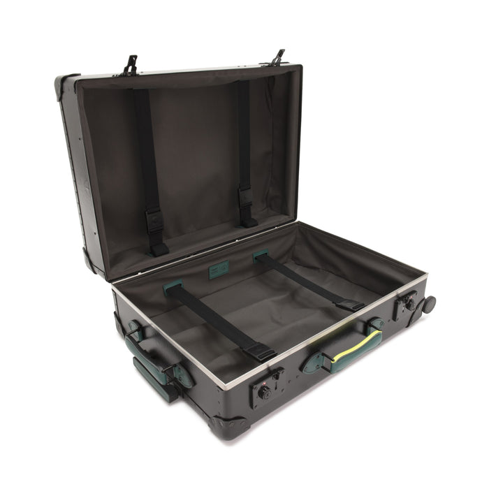 Aston Martin Aramco F1® Team AMR24 · Large Check-In - 4 Wheels | Black/Black/Black