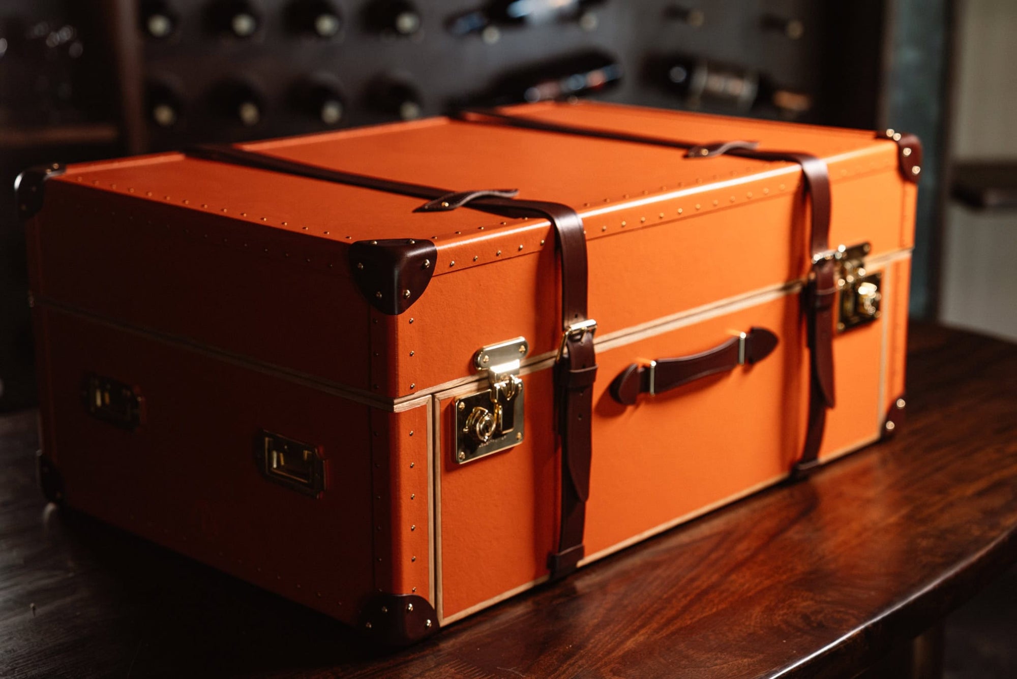 GLOBE-TROTTER