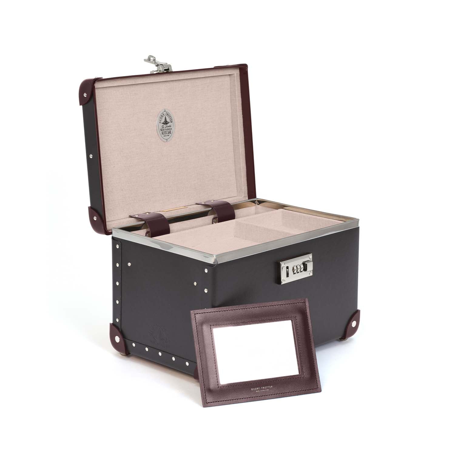 Centenary · Vanity Case | Brown/Burgundy - GLOBE-TROTTER