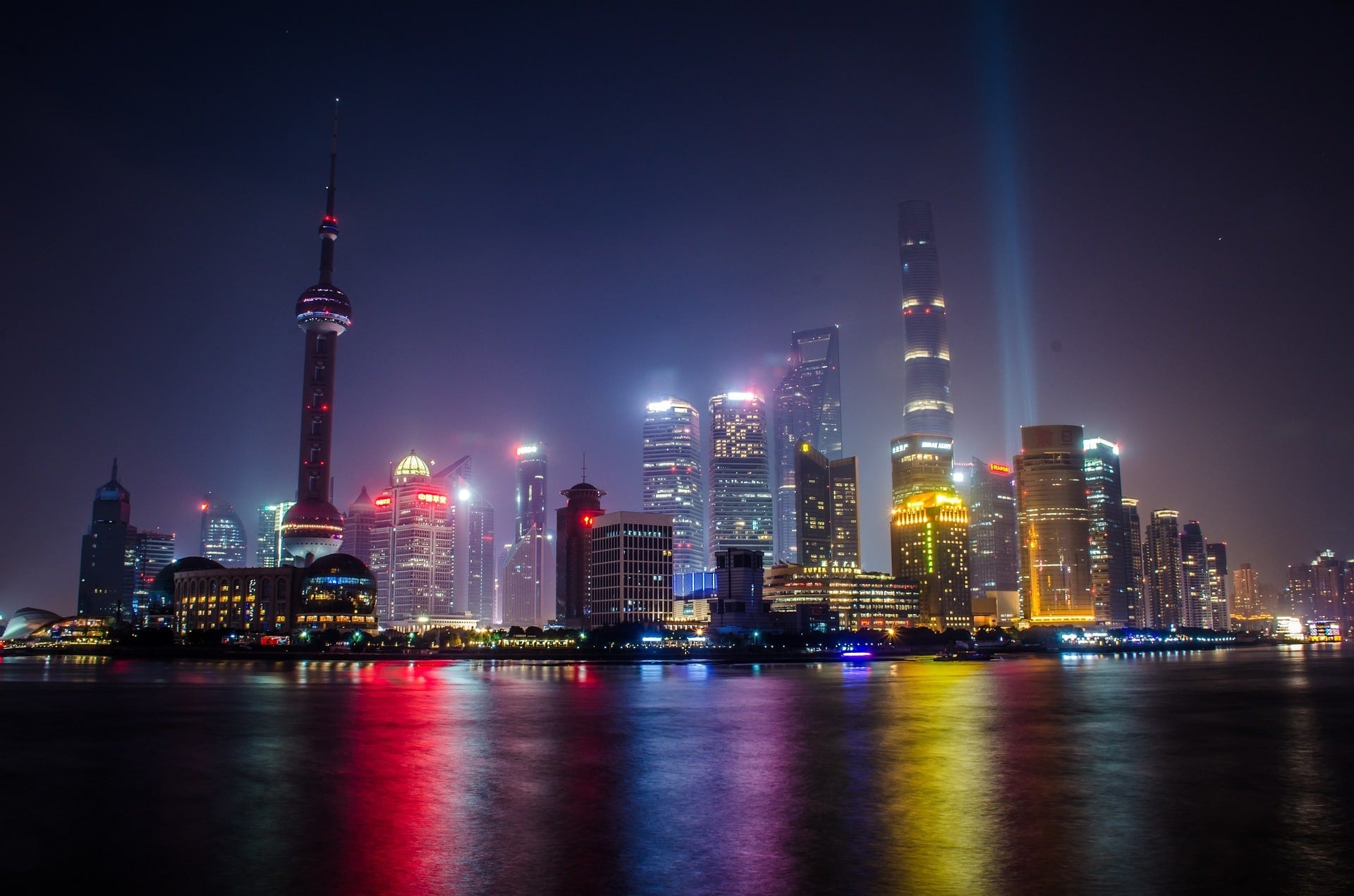 The Art Of Adventure: Shanghai - GLOBE-TROTTER