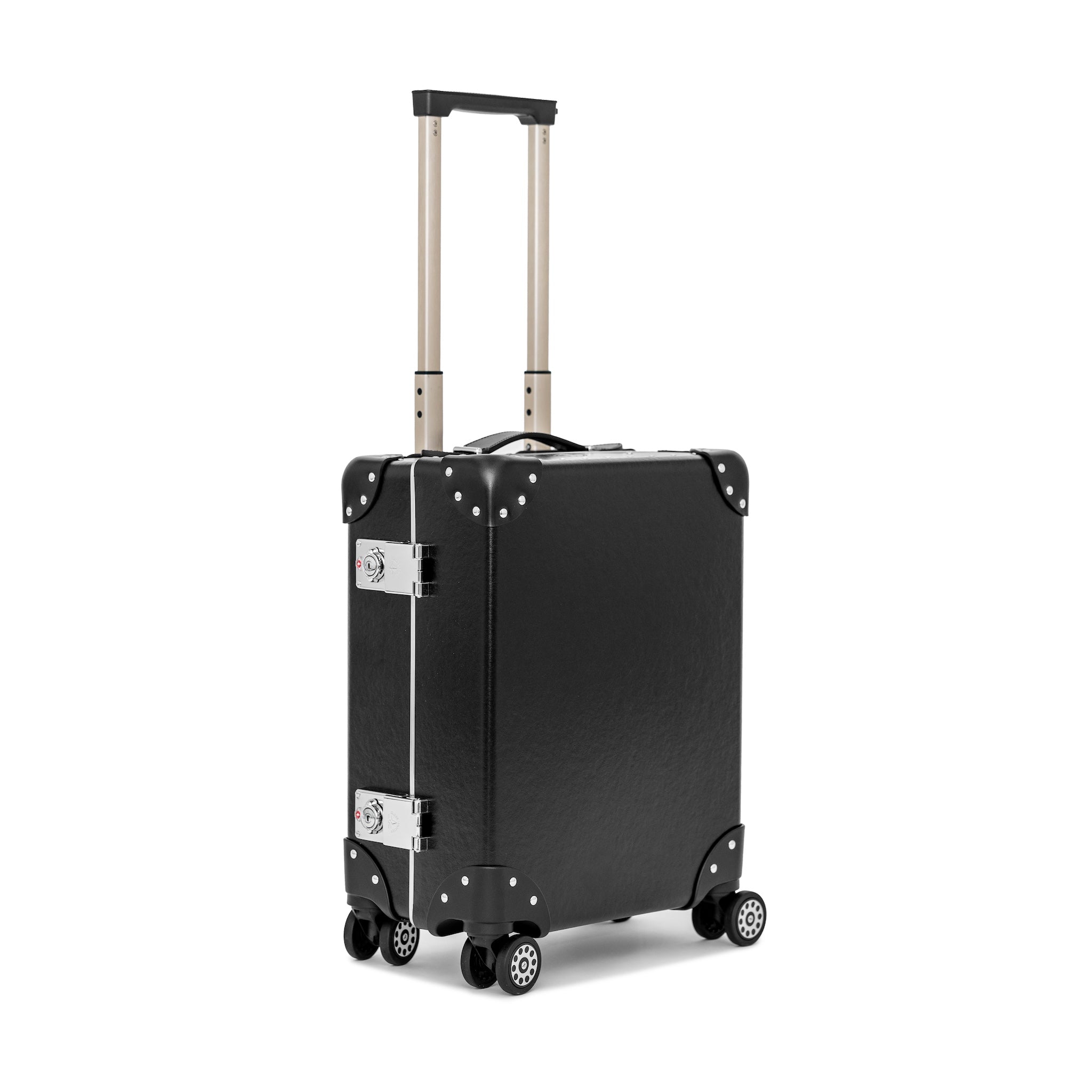 Metropolis · 24 Hour Carry-On - 4 Wheels | Black/Black/Chrome