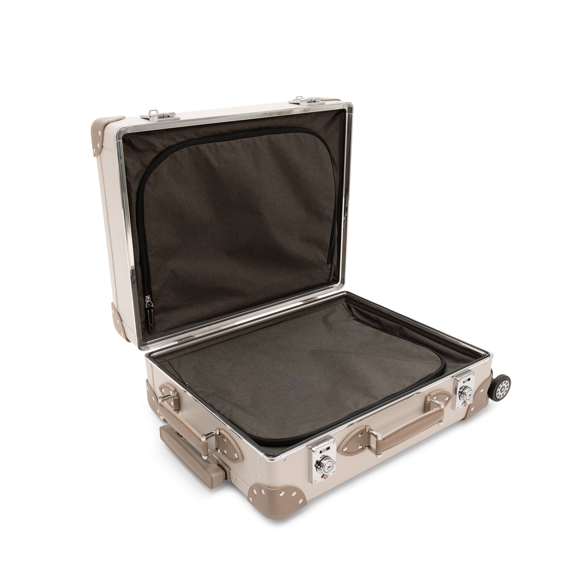 Metropolis · Carry-On - 4 Wheels | Chalk/Moss/Chrome