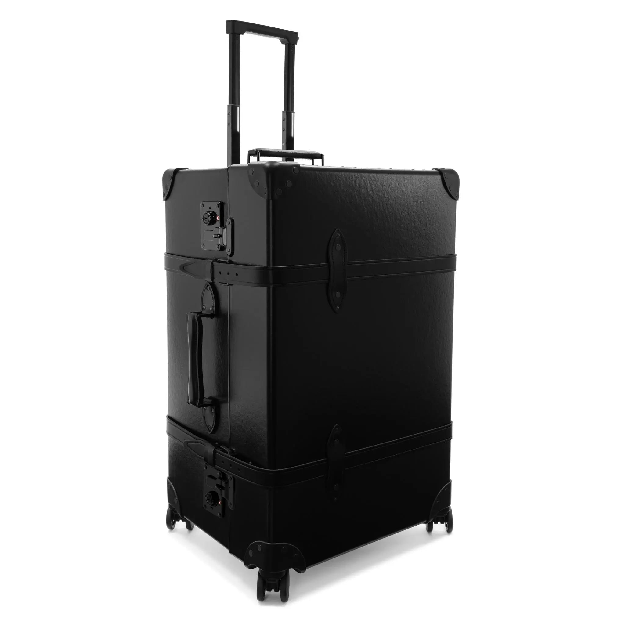 New - Centenary · XL Trunk | Midnight - GLOBE-TROTTER