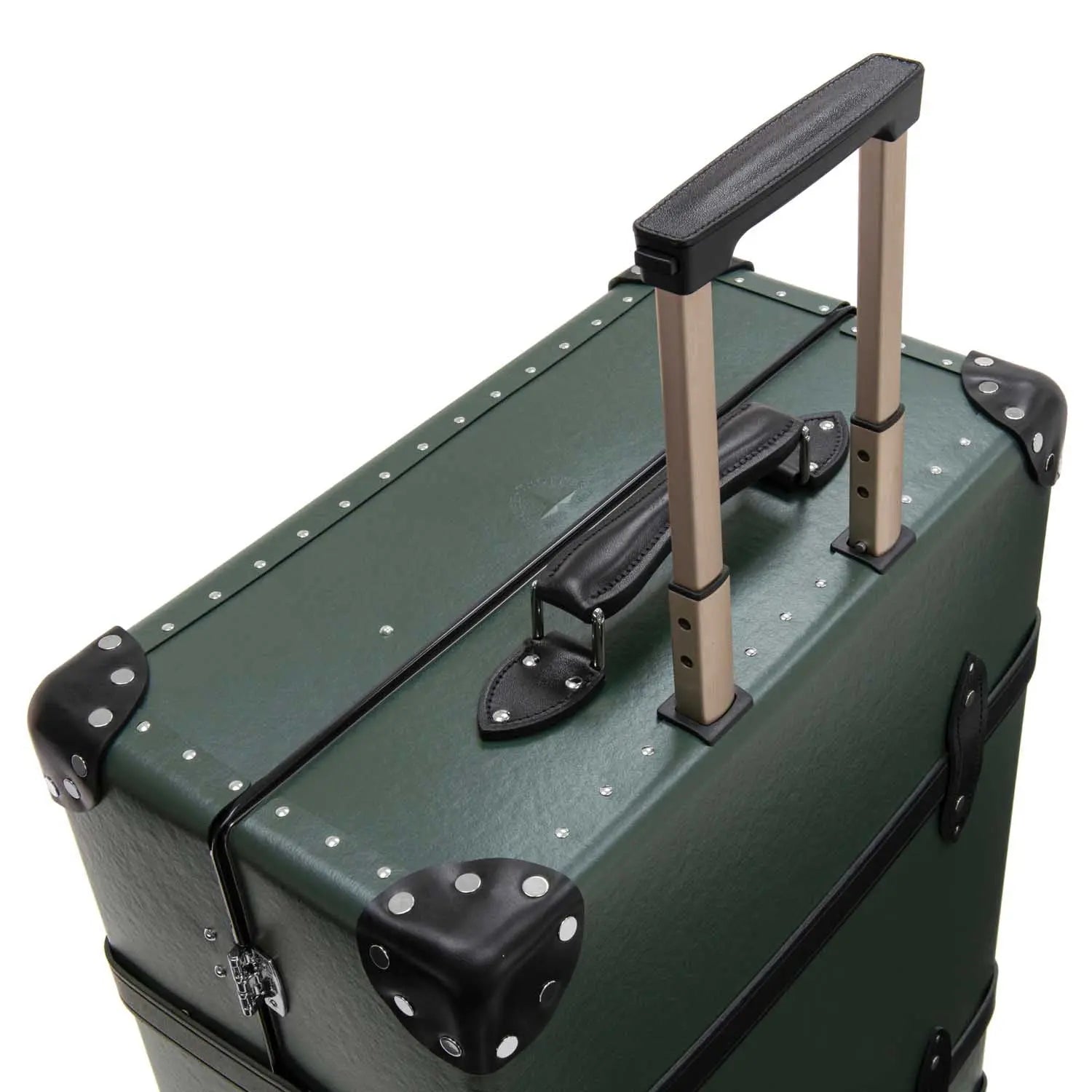 New - NO TIME TO DIE Luggage Collection · Large Check-In - 4 Wheels | Ocean Green - GLOBE-TROTTER