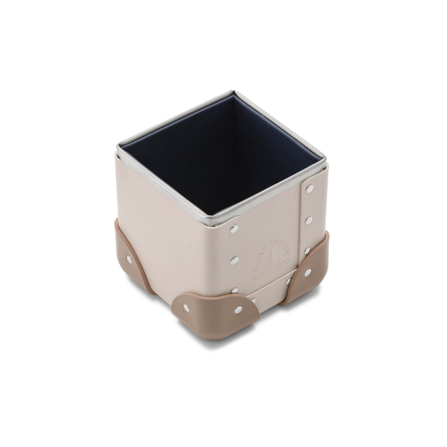 Home Collection · Pen Holder - Small | Chalk/Moss/Chrome – first image