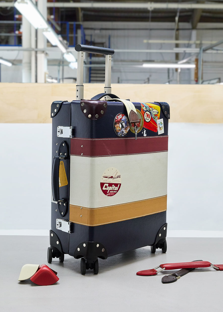 Restoration edit  · Carry-On | Navy/Navy/Chrome | 0043 – first image